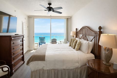 Beachfront King master bedroom with balcony access and en-suite master bath.