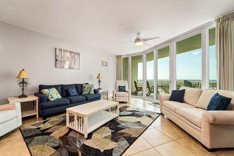 Caribe Resort D816 Living Room