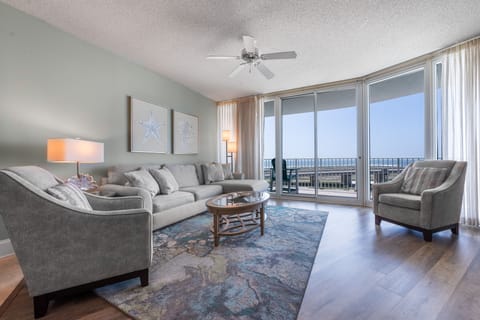 Caribe Resort B816 Living Room