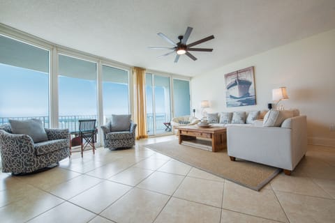 Caribe Resort B1105 Living Room