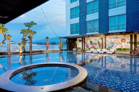 Outdoor pool, sun loungers