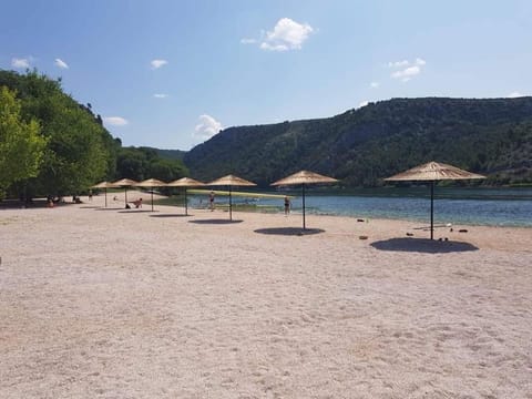 Cottage | Beach