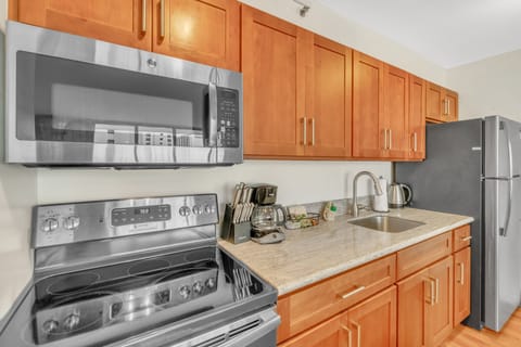Indoors, Kitchen, Microwave, Oven, Sink