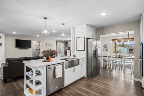 Open concept with plenty of space to spread out! Fully stocked kitchen.