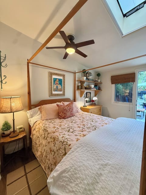 Queen Size Four Poster bed

