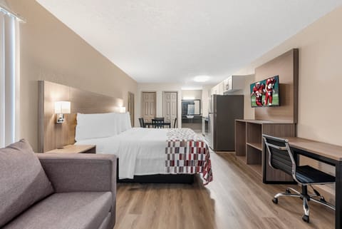 Suite, 1 King Bed, Non Smoking, Kitchen | Desk, iron/ironing board, free WiFi, bed sheets