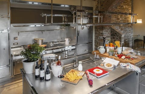 Food, Cuisine, Meal, Dishware, Kitchen, Dish, Kitchen Appliance, Brunch, Light Fixture, Flowerpot