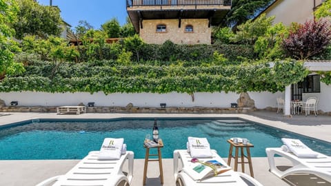 Green Peaks Country House La Zubia by Ruralidays