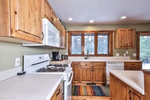 kitchen has all your needed appliances