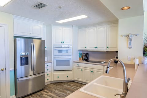 2nd View Very Large Kitchen