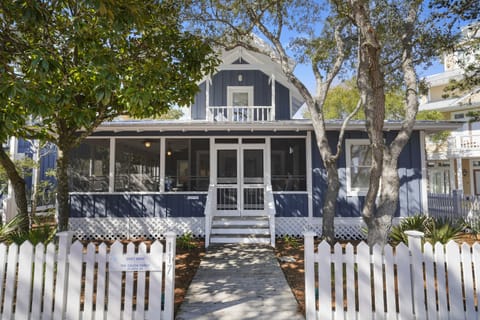 WELCOME TO DRIFT AWAY IN SEASIDE, FL!
