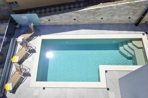 Holiday Home Swimming Pool