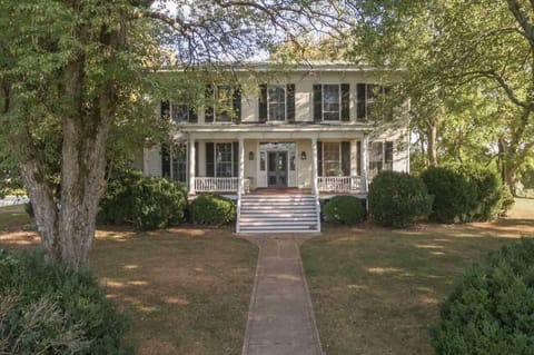 Bloomingdale Farmhouse