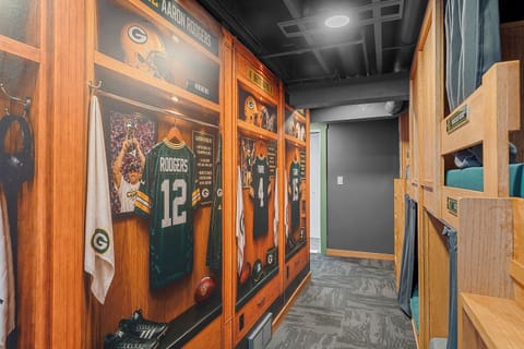 New Hidden Locker Room