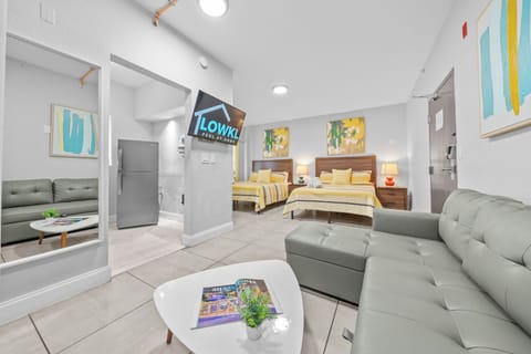 Premium Two Queen Studio w/ Kitchen & Sofa Bed | Extra beds