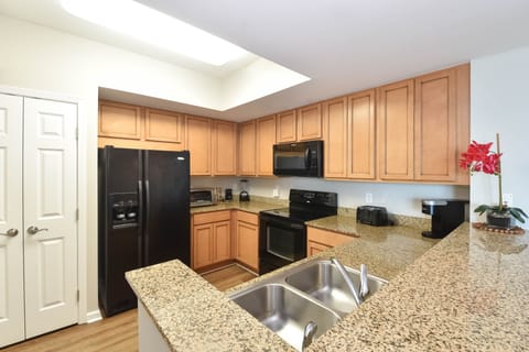 The Palms of Destin 2616 - Kitchen