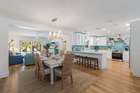 The Salted Coconut by Duncan Real Estate House in Holmes Beach