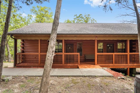Cabin Exterior and Entrance