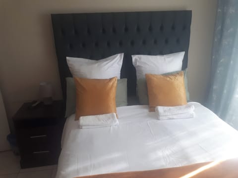 Comfort Double Room | Iron/ironing board, free WiFi, bed sheets