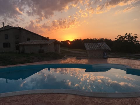 Big skies and beautiful sunsets alongside the private pool