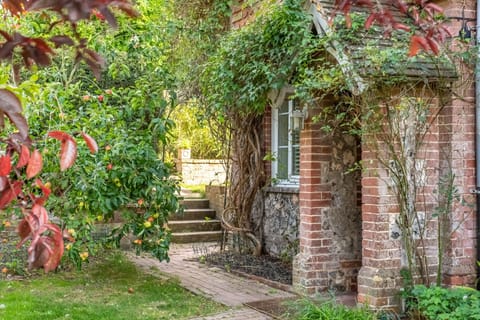 Welcome to 1 Church Cottages