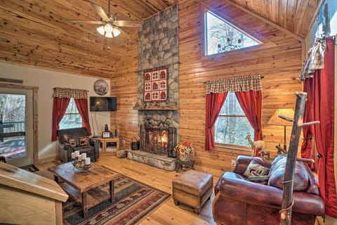 Sautee Nacoochee Vacation Rental | 2BR | 2BA | 1,171 Sq Ft | Step-Free Access