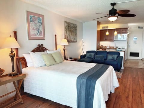 Bedroom and Sitting Area