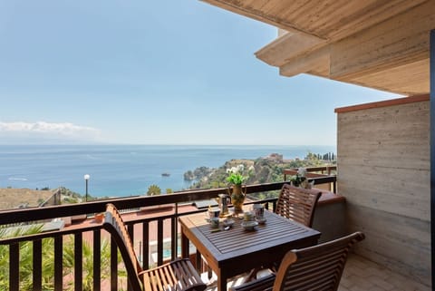 Studio | Balcony