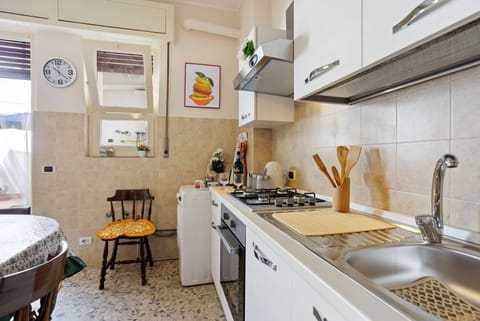 Apartment, 2 Bedrooms | Private kitchen | Mini-fridge, oven, coffee/tea maker
