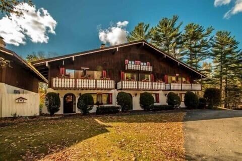 Linderhof Country Club