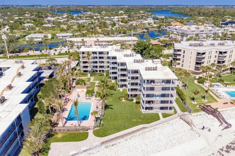 Condo directly on the ocean and beautiful, heated pool.