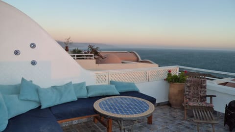 Beautiul sunsets and great view over the Atlantic
