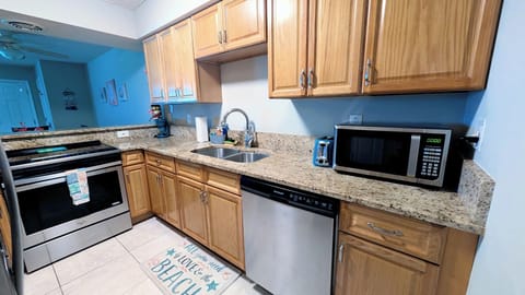 beautiful cooking space 