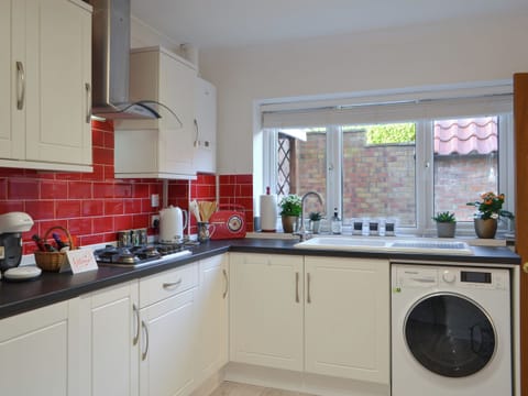 Kitchen/diner | Benny’s Cottage, North Cave