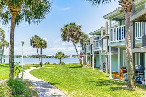 Pensacola Beach Vacation Rental | 1BR | 1BA | 720 Sq Ft | 1st Floor