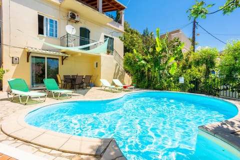 Beautiful villa with private pool and terrace