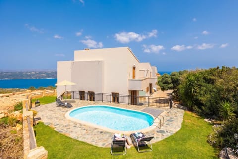 Beautiful villa with private pool and terrace with sea views