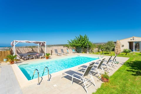Beautiful villa with private pool and terrace