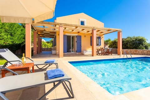 Beautiful villa with private pool and terrace with sea views