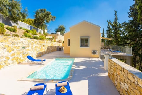 Beautiful villa with private pool and terrace