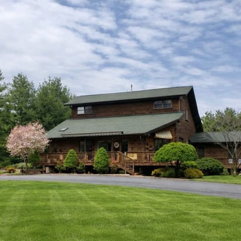 Main house. Apt is downstairs to the left. 