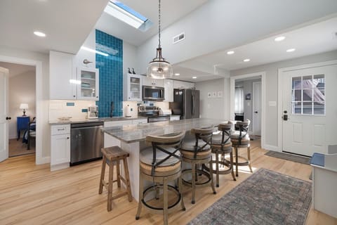 Welcome to the historic Hudson House on Chincoteague Island!