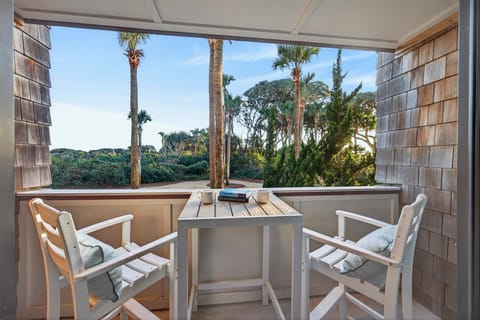 Balcony off bedroom