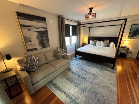 Unit 6 Bedroom w/ Sofa Bed