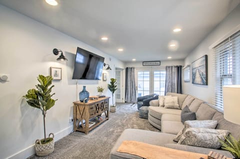 Coeur d'Alene Vacation Rental | 2BR | 1BA | 1,000 Sq Ft | 3 Steps to Enter