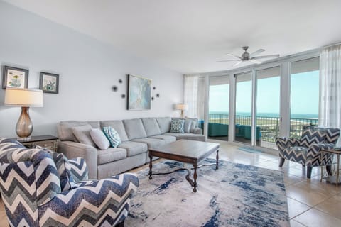 Caribe Resort D1216 Living Room