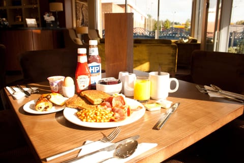 Daily continental breakfast for a fee