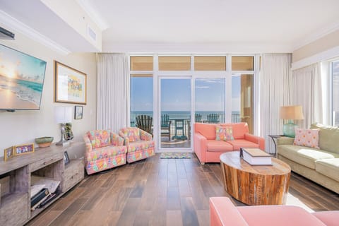 Phoenix Gulf Shores 501, Gulf Shores, Alabama, beach front, 4 bedroom condominium on the 5th floor