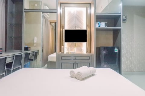 Apartment, Non Smoking, Kitchenette | 1 bedroom, desk, iron/ironing board, free WiFi