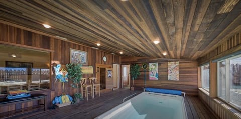 Sleep 26, POOL. Sauna, Tower